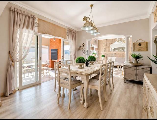 4 BEDROOM TOWNHOUSE FOR SALE IN MIDSTREAM ESTATE